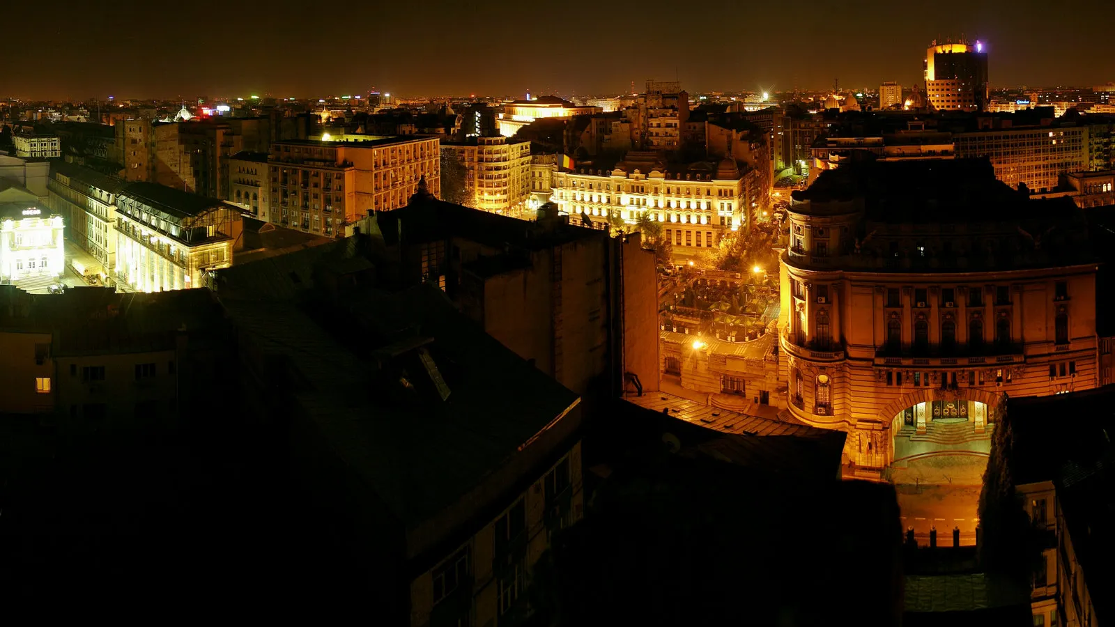 Poveștile horror care au îngrozit Internetul! Tu reziști să le citești fără să te sperii?