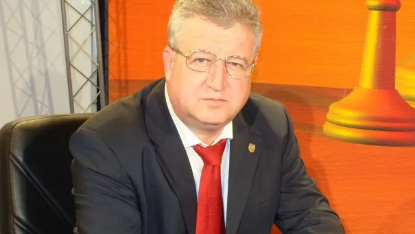 Senator PSD: Dacă Ponta îşi dă demisia și nu luptă cu procurorii până la capăt, ne va pierde