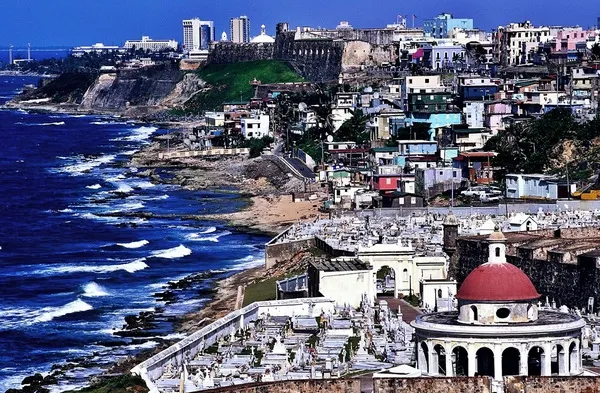 Nu e Grecia, dar se apropie de faliment. Țara din care locuitorii fug unde văd cu ochii