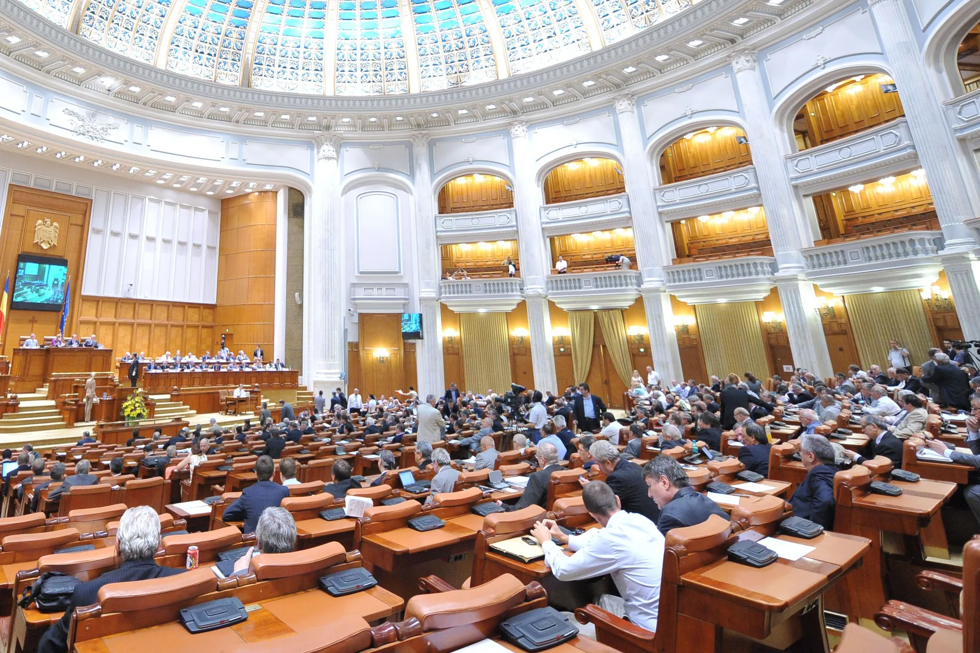 Parlamentarii pornesc un nou conflict: pârăsc DNA ministrului Justiției