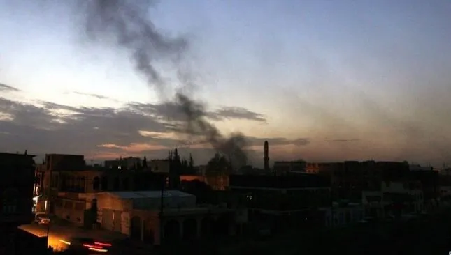 Zeci de persoane și-au pierdut viața în Yemen, într-un atentat cu mașină-capcană