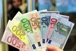 Topul companiilor şi băncilor din România care plătesc cele mai mari salarii