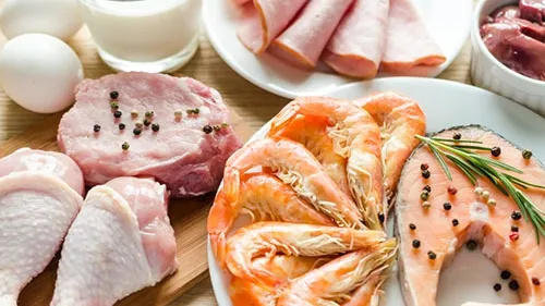 O cercetătoare a descoperit ce pericole ascund dietele Dukan şi Atkins