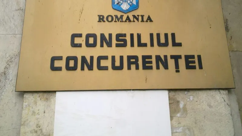 Anchetă pe piaţa asigurărilor. Firmele de asigurări ar fi făcut schimb de informaţii despre clienţi 