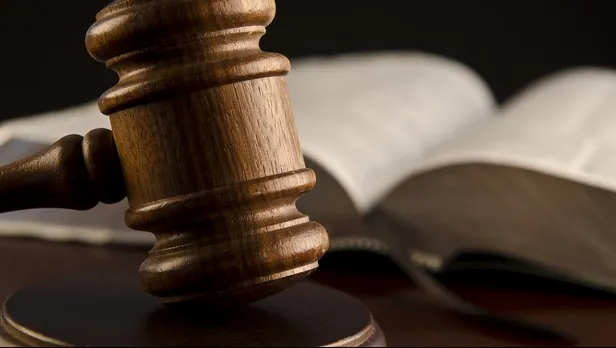 Viol din Vaslui. Motivarea instanţei. Ce spun judecătorii despre lăsarea în libertate a violatorilor