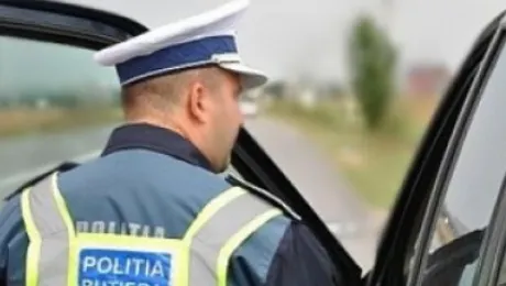Poliţiştii au împărţit amenzi în stânga şi-n dreapta, pe autostrada spre mare