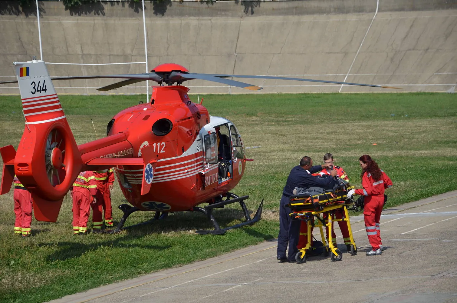 Pilot depistat cu malarie, transportat de urgenţă de la Bacău la Bucureşti
