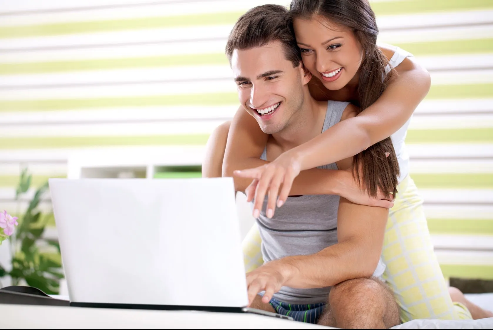 Veşti proaste pentru amatorii de seriale şi de filme gratis, pe net. Un site foarte popular, închis