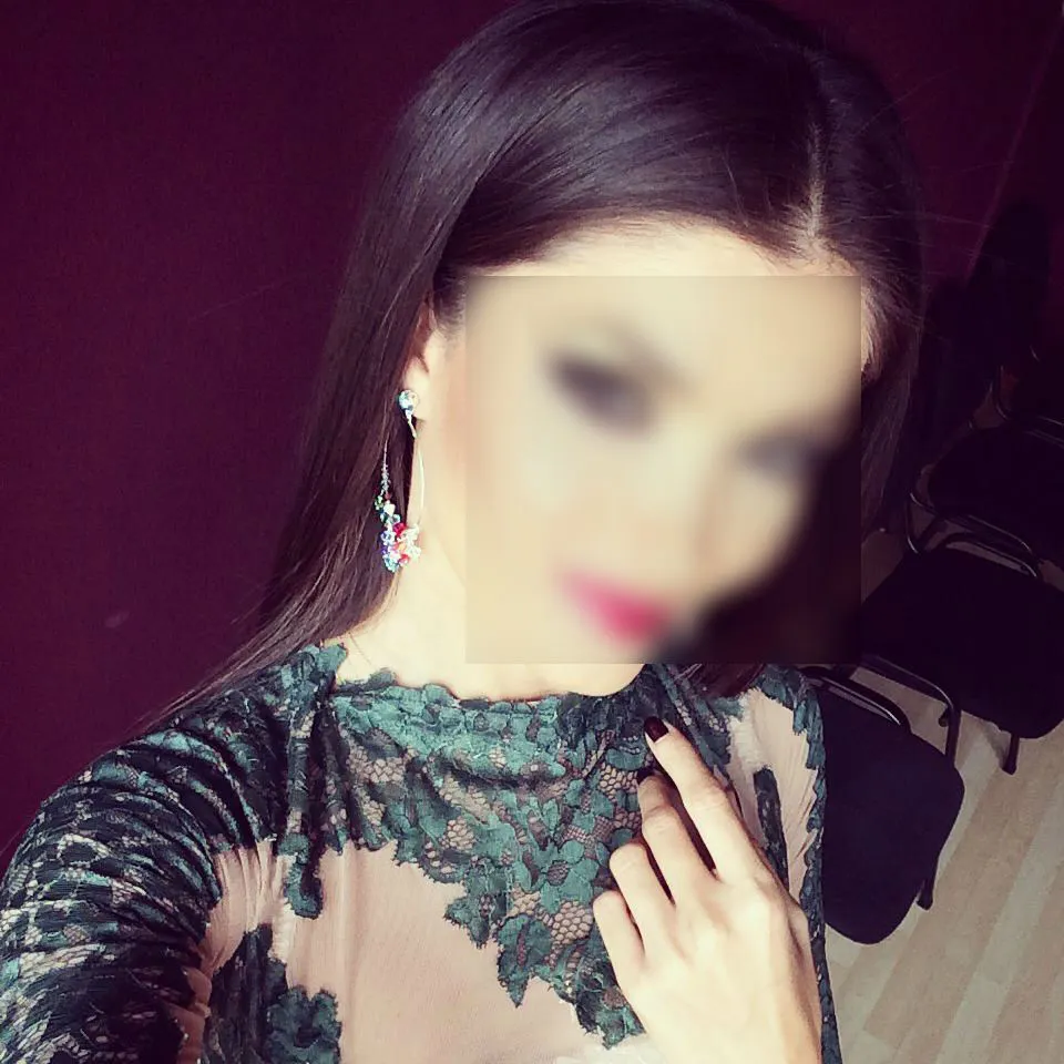 O vedetă din România a devenit mamă. Ce nume i-a dat copilului său FOTO