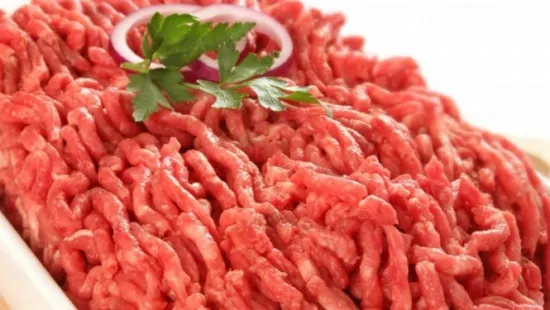 A găsit un deget de om în pachetul de carne tocată primit. Explicaţia autorităţilor este ireală
