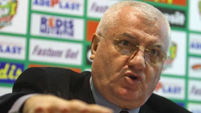 Mitică Dragomir îl ameninţă pe Ionel Ganea: "Va fi dat afară"