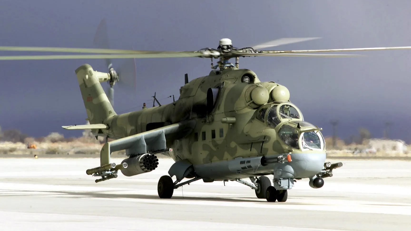 Un elicopter militar rus - prăbușit; unul dintre piloți a murit