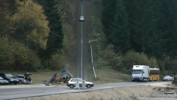 Cum arată un impact la 200 km/h