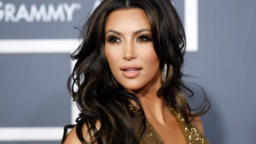 Kim Kardashian, selfie cu fostul oponent al lui Obama