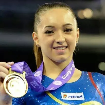 Panică în gimnastica românească! Larisa Iordache s-a accidentat