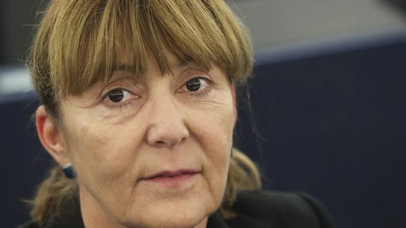 Dosarul Mineriadei. Victor Roncea: După Ion Iliescu urmează la rând şi Monica Macovei