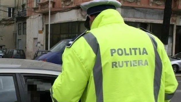 Cazul poliţistului accidentat mortal, tras la indigo. Încă un poliţist a fost lovit cu maşina