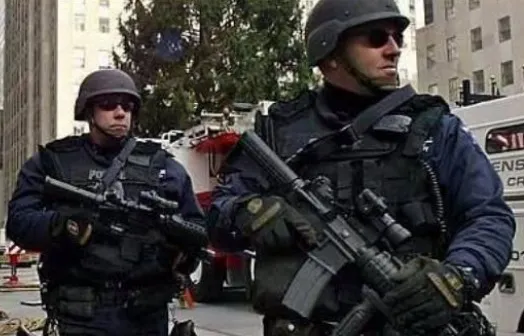 Schimb de focuri în oraşul american Ferguson: în stare critică, după ce a fost împuşcat de poliţişti