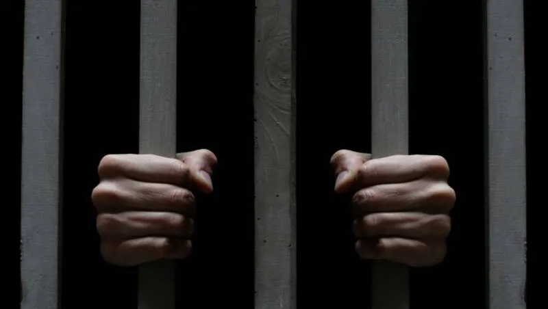 Un regizor, condamnat la 20 de ani de închisoare. A fost acuzat de terorism