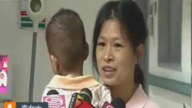 Cum a vrut o chinezoaică să-şi vindece fiul de epilepsie. "Tratamentul" este dezgustător