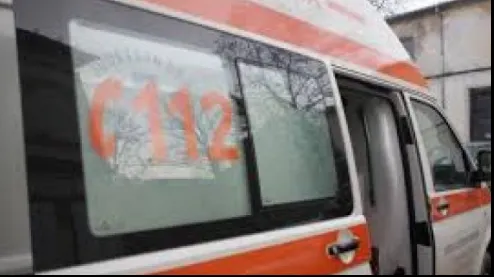 Accident grav în Neamţ. Copil de 12 ani, rănit în timp ce traversa strada