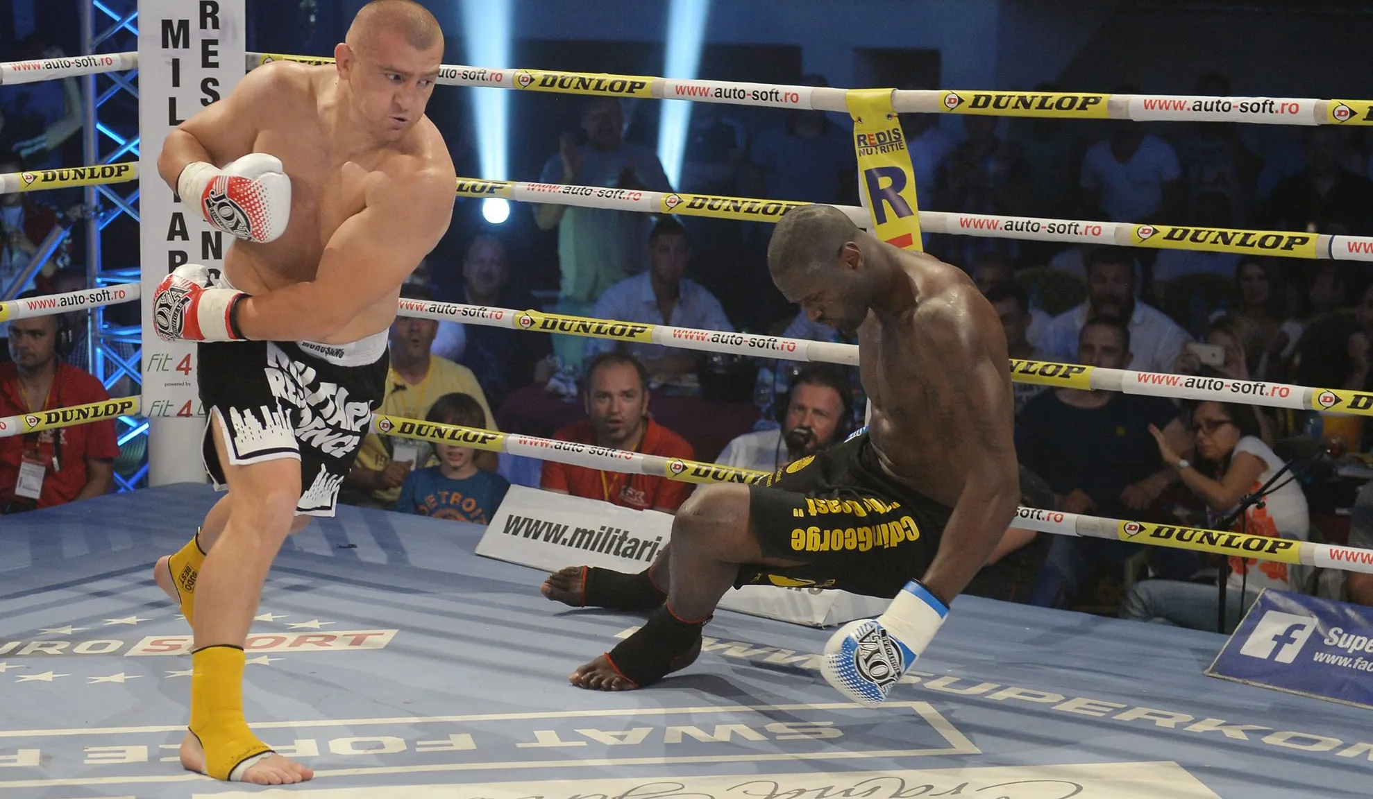 Românii vor scrie istorie la Milano la gala Superkombat. Moroşanu vrea răzbunare 