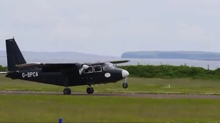 Cea mai scurtă cursă aeriană. V-aţi întrebat vreodată cât durează?