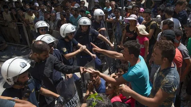 Criza imigranților. ONU avertizează: Cel puțin 8.000 de migranţi vor sosi, zilnic, în Europa