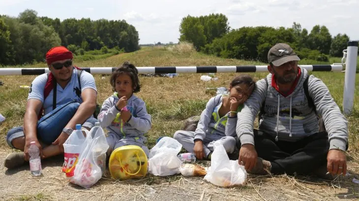 Criza imigranților. Serbia construiește mai multe centre temporare de primire a refugiaților