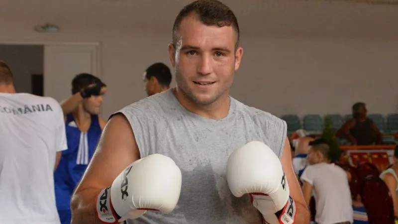 Premieră în boxul românesc! Mihai Nistor, campion mondial AIBA Pro Boxing la categoria supergrea