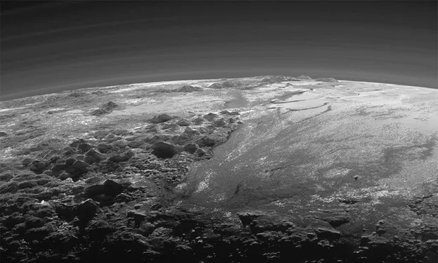 Noile fotografii de pe Pluto îți taie respirația. Imagini dintr-o altă lume, oferite de NASA