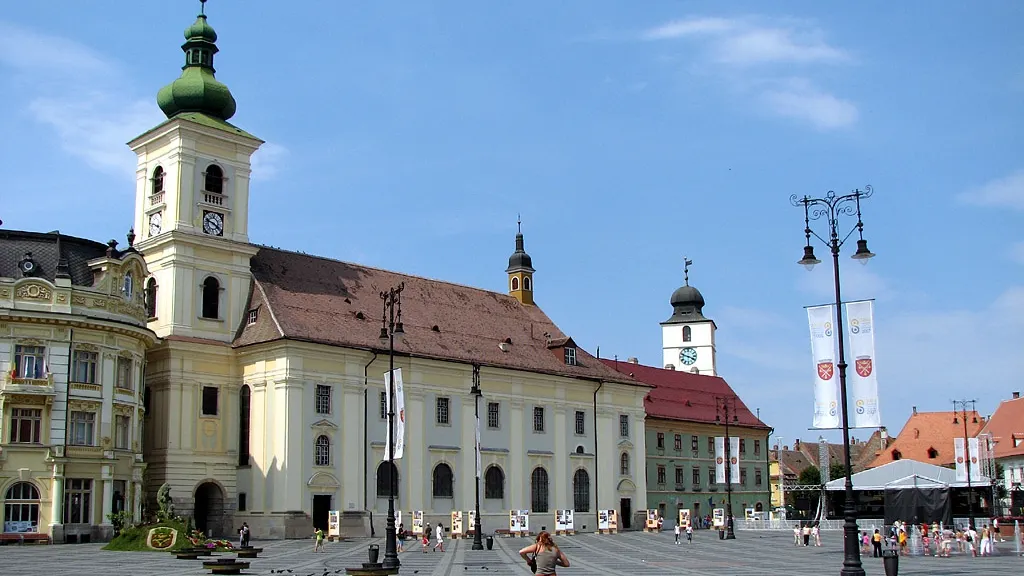 ISU Sibiu: "Majoritatea cluburilor funcţionează ilegal"