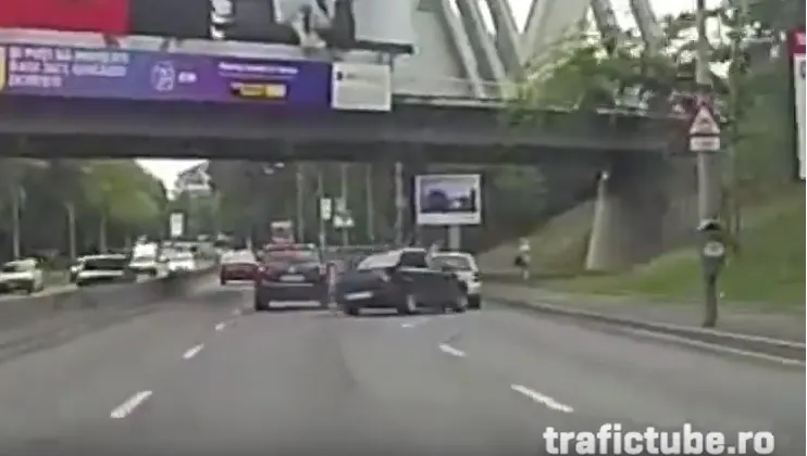 Accident şocant, la Fântâna Mioriţa. Ce face şoferul unei maşini de teren după o şicană în trafic