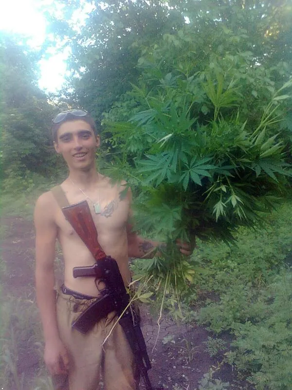 GALERIE FOTO. Iată ce fac combatanţii proruşi din Ucraina în timpul liber