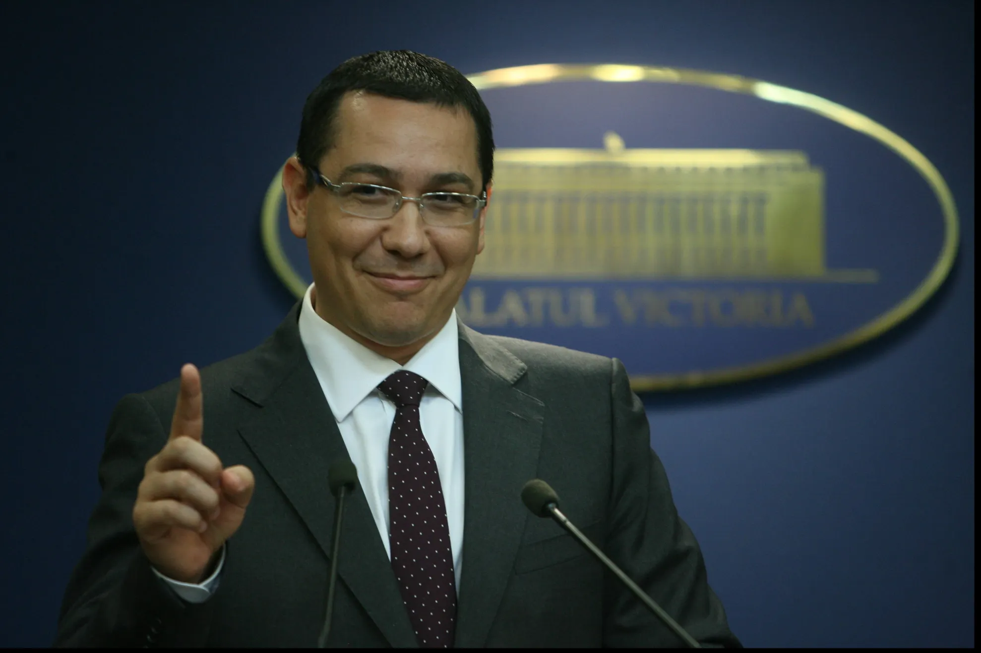Victor Ponta pleacă joi la Londra. Cu cine se va întâlni acolo