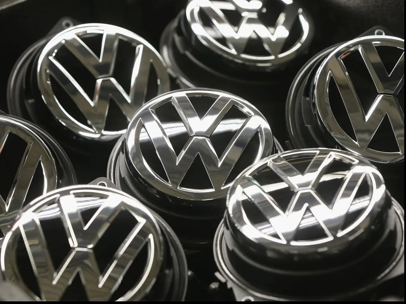 Volkswagen, un nou scandal. Grupul, acuzat că a permis torturarea angajaților săi din Brazilia
