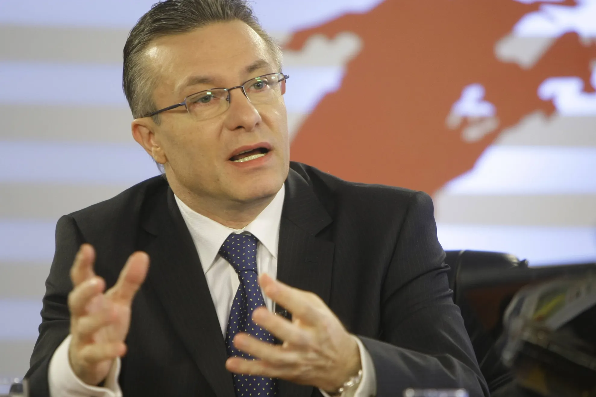 Cristian Diaconescu: Turcii, ruşii şi americanii, "trei forţe militare puternice prea apropiate"