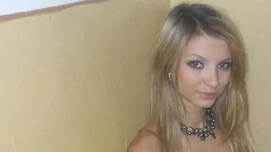 Nu le-a venit să creadă când au văzut cum a venit îmbrăcată la şcoală o elevă! "Nu îţi e ruşine?"