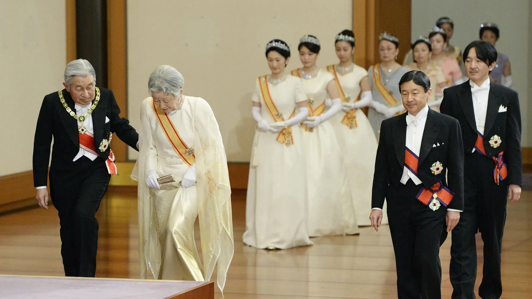 Impărăteasa Japoniei a implinit astăzi 81 de ani. Iată cum arată