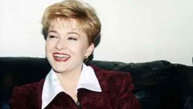 Transformarea incredibilă a Monei Nicolici