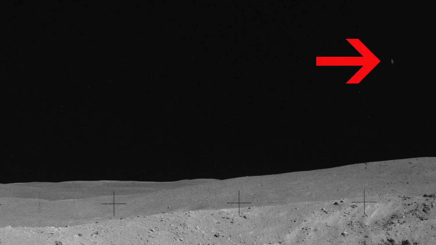 NASA a fotografiat extratereştri? Ce se vede în imaginile misiunii Apollo