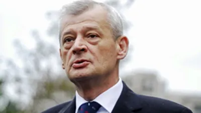 Sesizarea în care Oprescu reclamă că nu îi sunt respectate drepturile, trimisă la Colegiul Medicilor