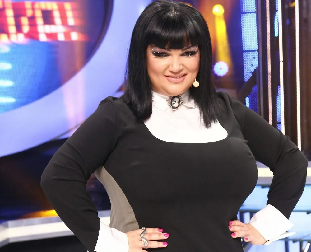 Ozana Barabancea, delir pe Facebook, după tragedia din clubul Colectiv. Mesajul ei e revoltător
