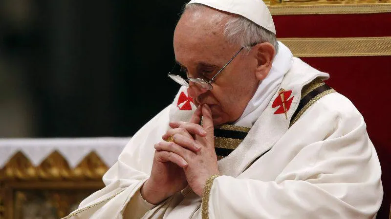 Papa Francisc cere omenirii să "renunţe la idolatrizarea banilor"