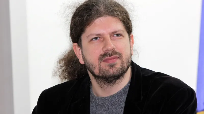 Remus Cernea depune o plângere penală față de Florin Iordache