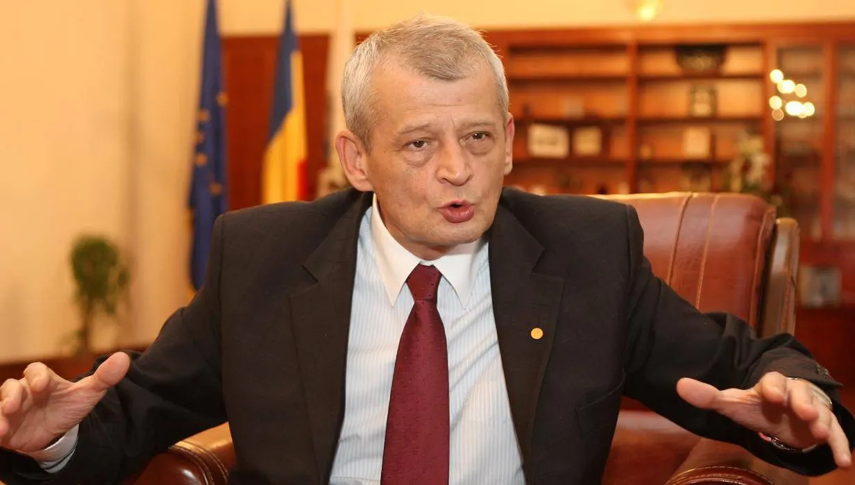 Sorin Oprescu, plângere la Ministerul Sănătăţii