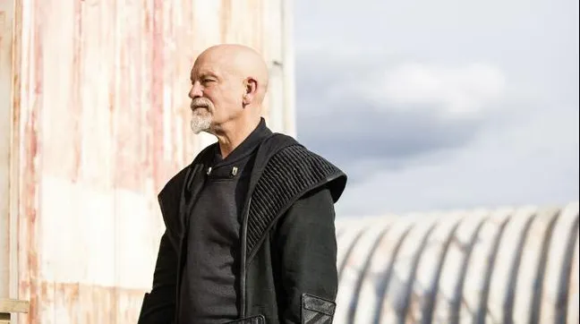 John Malkovich a făcut un film care va putea fi văzut abia peste 100 de ani