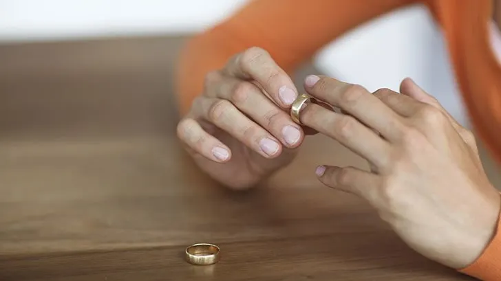 Şansele să divorţezi înainte de 40 de ani, la femei şi la bărbaţi, în funcţie de zodie