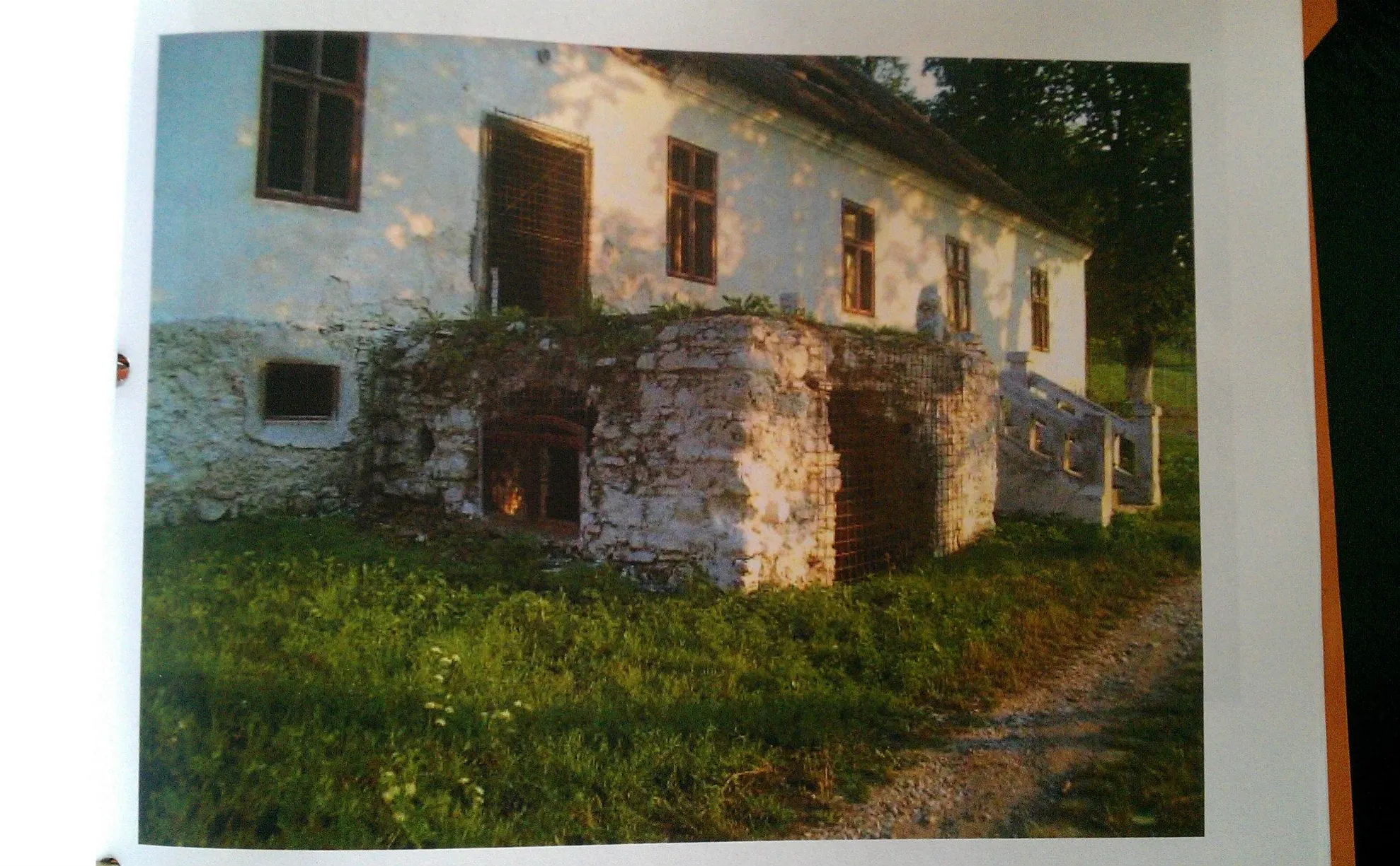 Conac vechi de cinci secole se vinde cu 38.000 de euro