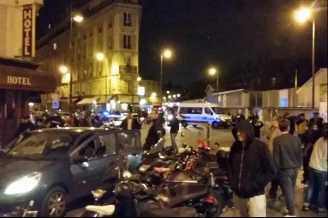 Mama unui terorist care a însângerat Parisul rupe tăcerea. De ce s-a aruncat în aer fiul ei
